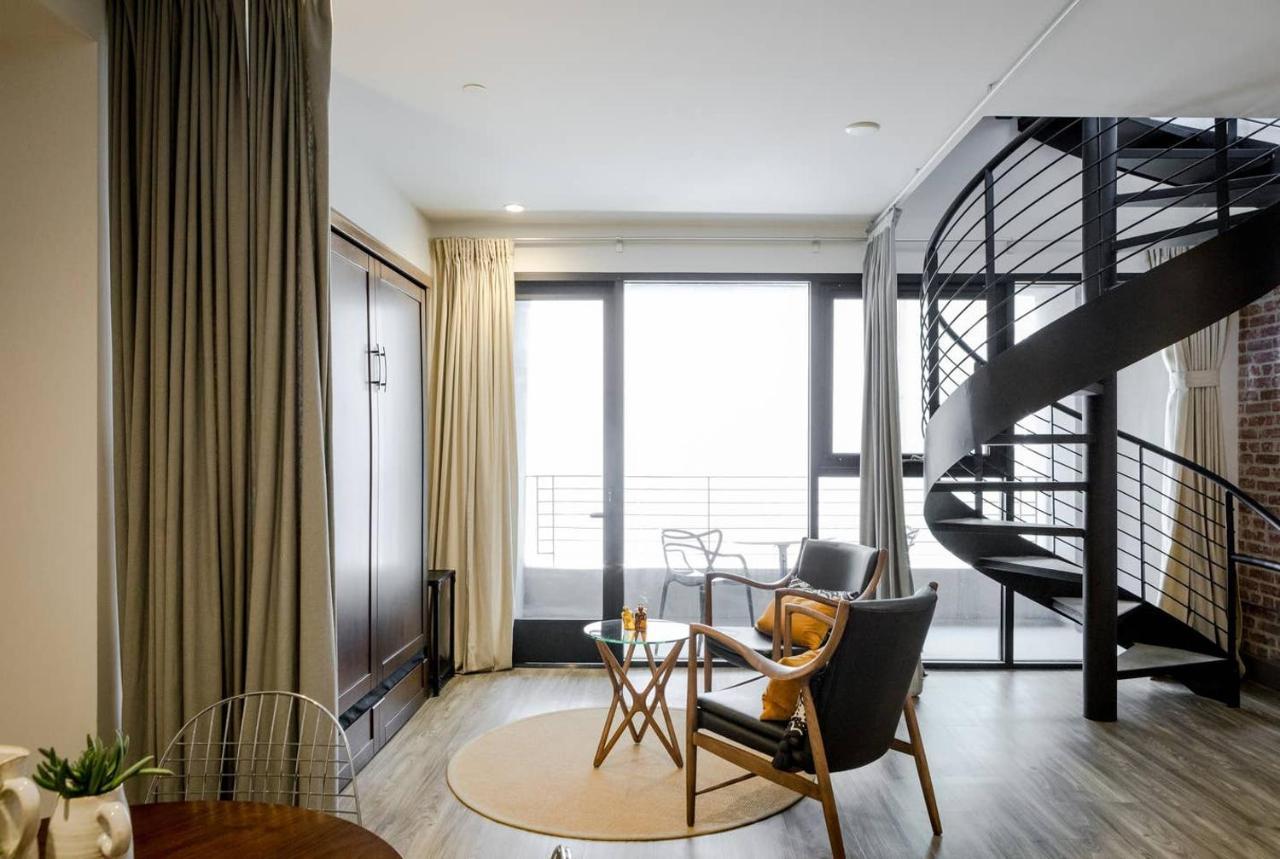 Сasa de vacaciones 2-story Penthouse & Private Deck *